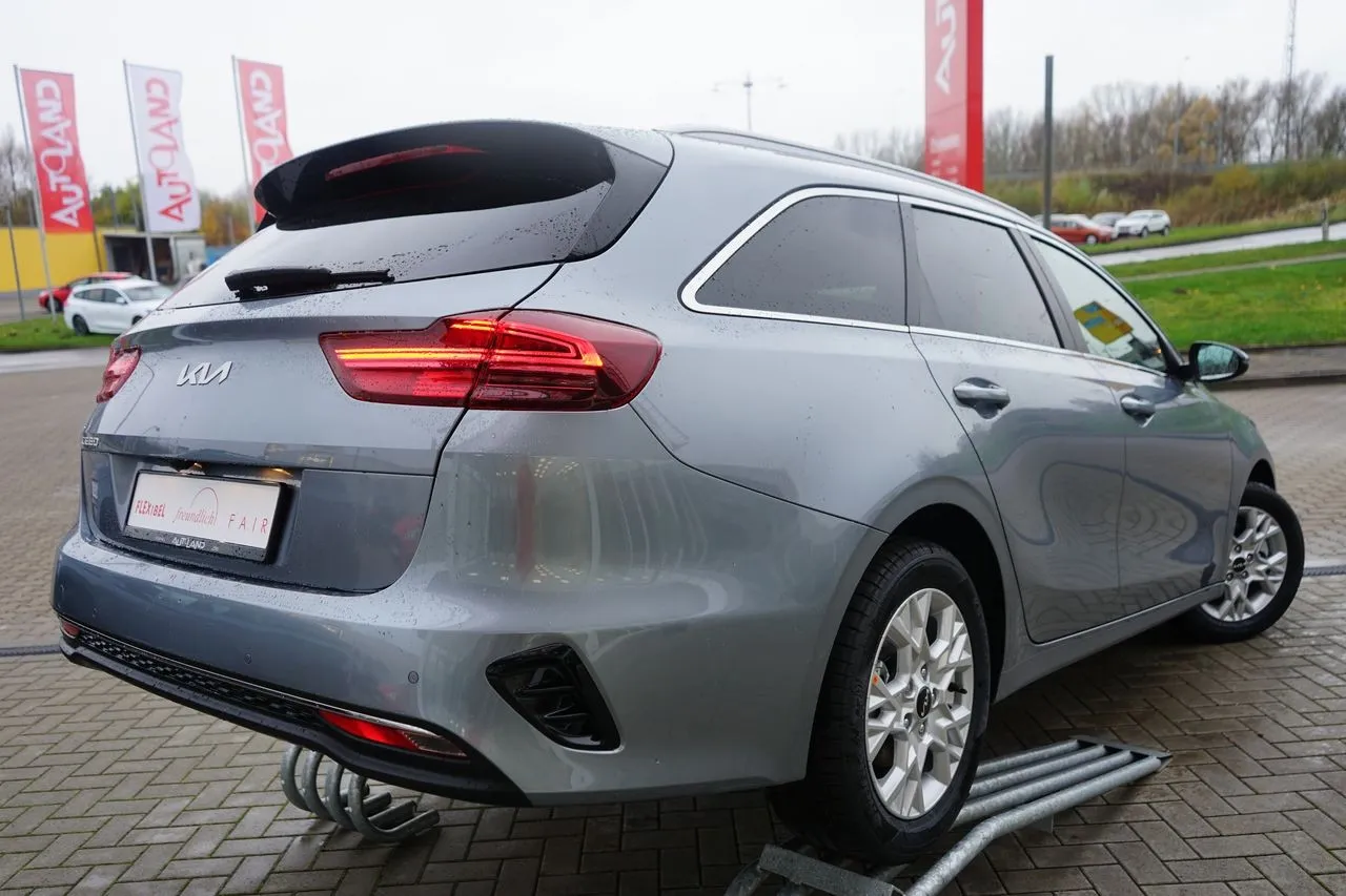 Kia Ceed SW 1.5 T-GDI FL...  Image 4