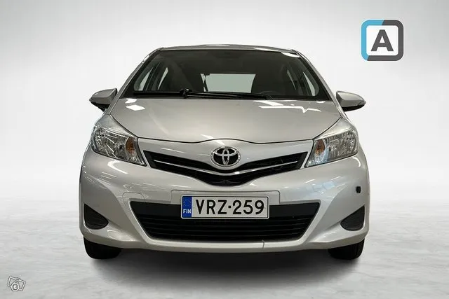 Toyota Yaris 1,33 Dual VVT-i Comfort 5ov Multidrive S * Navi / Koukku * - Avenue Image 4