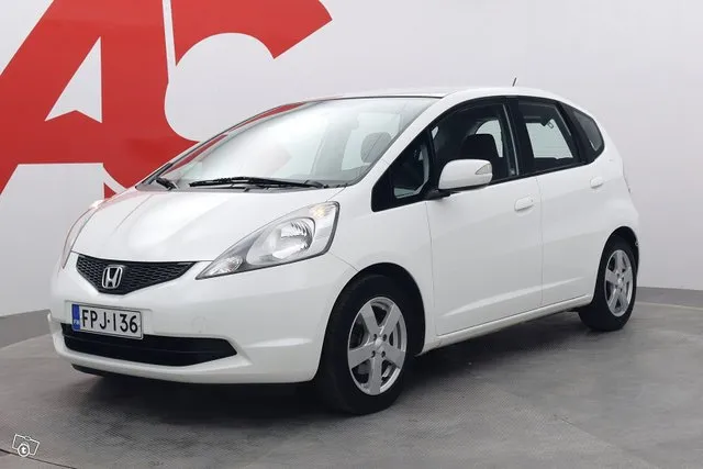 Honda Jazz 5D 1,4i Comfort i-Shift - / Lohkolämmitin / Vetokoukku / Ilmastointi / Image 1