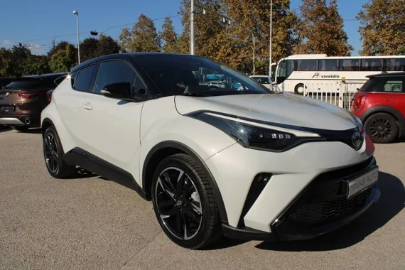 Toyota C-HR 1.8 Hybrid GR Sport AUTOMATIK Image 3